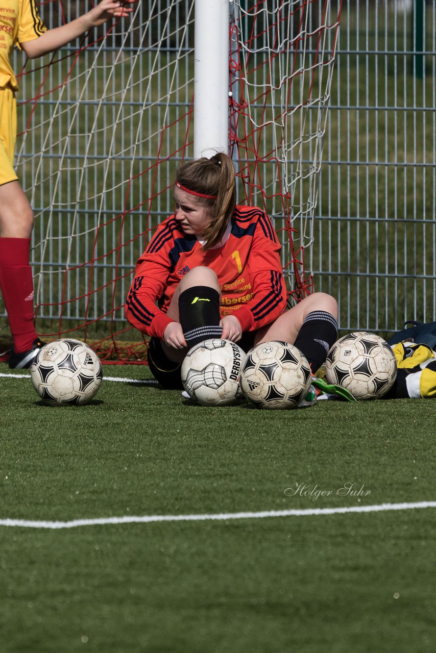 Bild 150 - B-Juniorinnen SG Weststeinburg/Bei - SV Fisia 03 : Ergebnis: 1:2